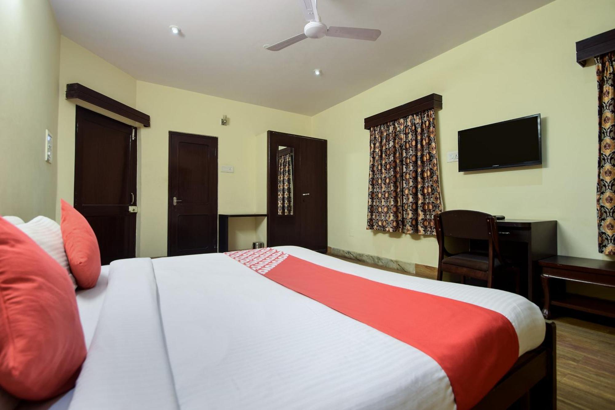 OYO 2228 Hotel Royal Icon Udaipur Exterior foto